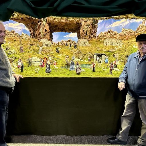 Anche quest'anno la chiesa di Malesco ospita il presepe di Ezio Ferrari e Felice Bergamaschi