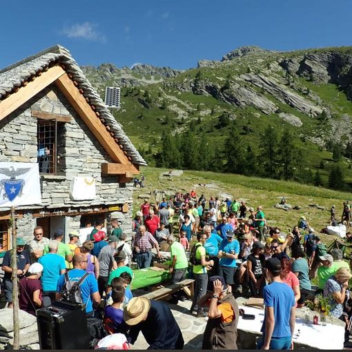 Inaugurato il ristrutturato rifugio Bonasson FOTO