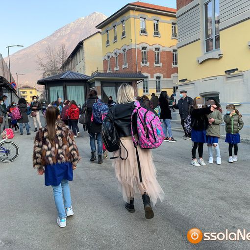 E' ufficiale, da lunedì in Piemonte dad al 100% nelle aree critiche. Ecco l'elenco di tutti i Comuni nelle due fasce di rischio