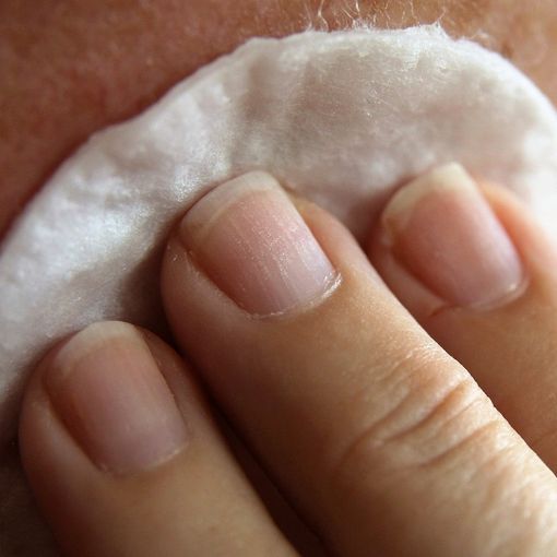 Creme viso anti-age: i migliori prodotti La Roche-Posay
