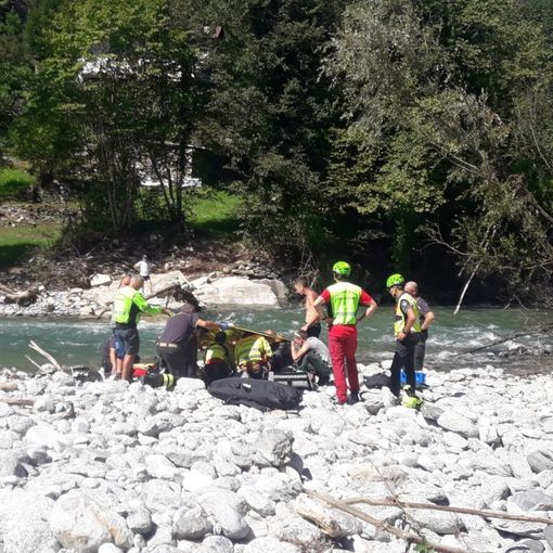 E' morta la donna di Cadrezzate caduta alle Marmitte dei Giganti