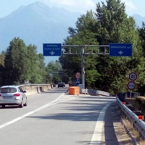 SS 33, lavori nuova illuminazione agli svincoli di Anzola e Domo Sud: chiusure al traffico da domani