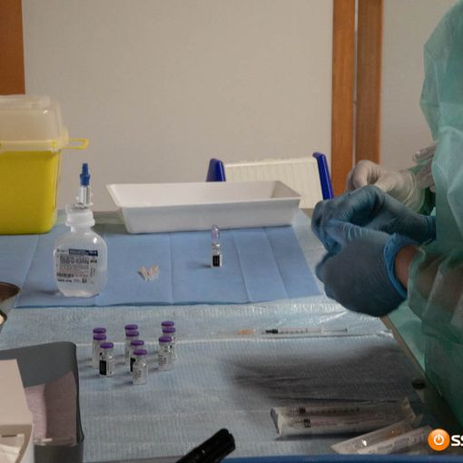 Anche nel Vco accessi diretti per le vaccinazioni per  over 60, adolescenti (12-19 anni),  e personale scolastico