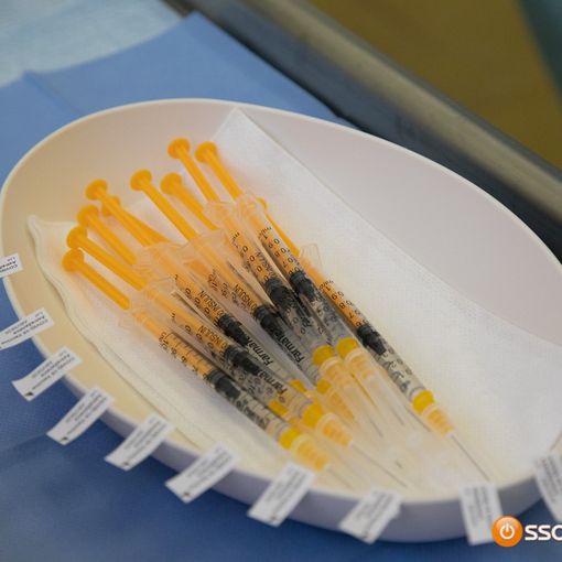 Poco più di 14mila vaccini somministrati lunedì in tutta la Regione