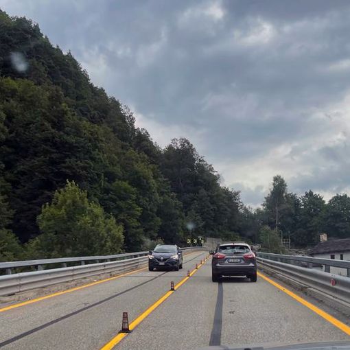 Tolti i semafori al viadotto di Gagnone, si torna a percorrere la strada a doppio senso