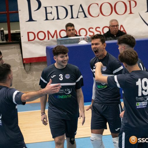 Pediacoop H24 Domo conquista Torino con un netto 3-0 contro Parrella Volley