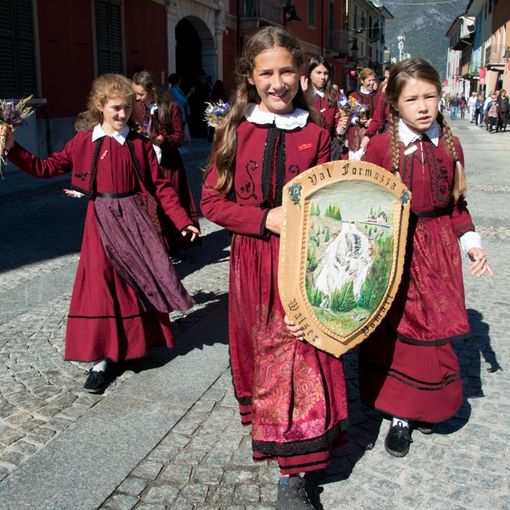 Formazza celebra i 750 anni della colonizzazione walser dei Grigioni