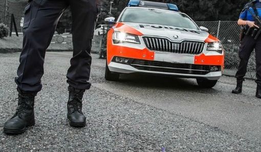 Coltellate in casa, tentato omicidio in Canton Ticino