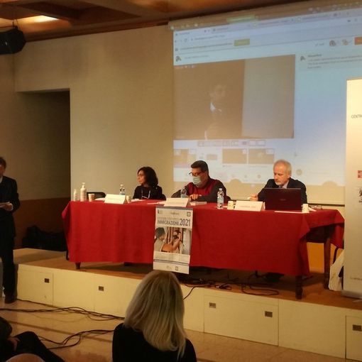 Immigrazione, nel 2020 calano gli stranieri in Piemonte: effetto Covid, ma anche integrazione
