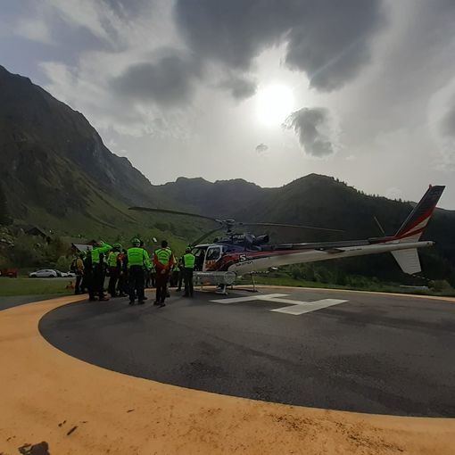 Soccorso alpino in azione sulle alture di Cheggio