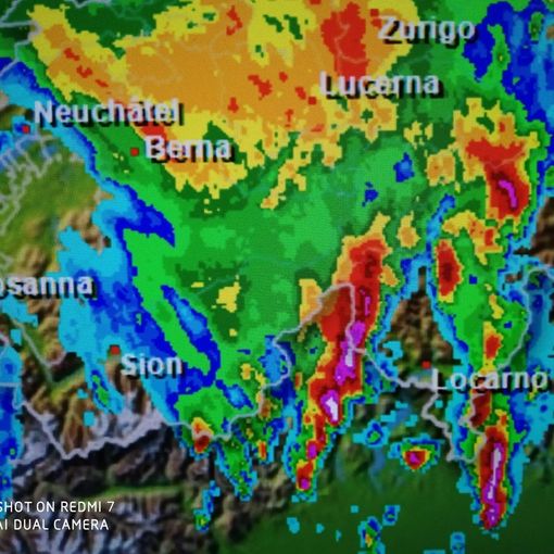 Maltempo, stato di allerta in Canton Vallese