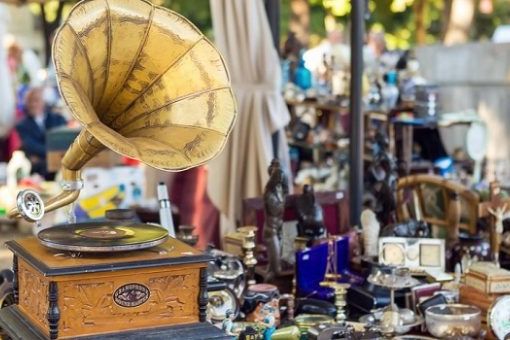 Ponte dell’Ascensione, a Locarno le bancarelle di antiquariato