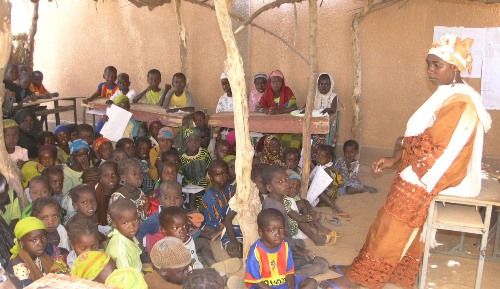Giovedì 27 i bambini della scuola primaria di Domo doneranno i loro disegni per Rice Against Hunger