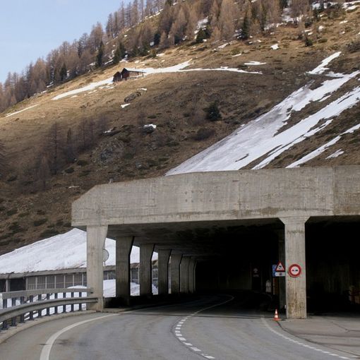 'Stop ai trasporti pericolosi sul Sempione''