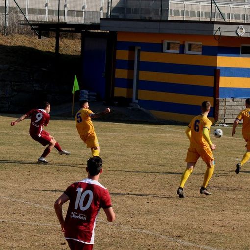 Pesce e Viscomi  firmano l'1 a 1 tra Piedimulera e Juventus Domo