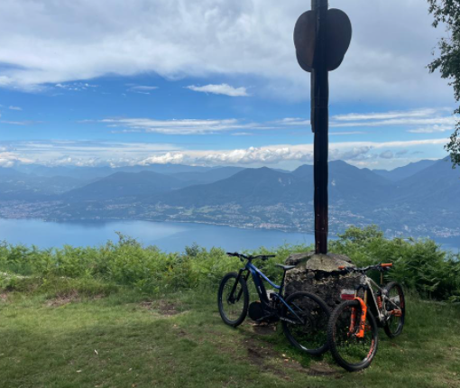In e-Bike nel Vco: tanti i percorsi per scoprire gli angoli più belli del nostro territorio