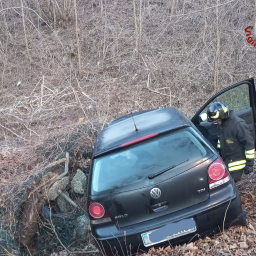 Schianto a Mergozzo, grave un 19enne