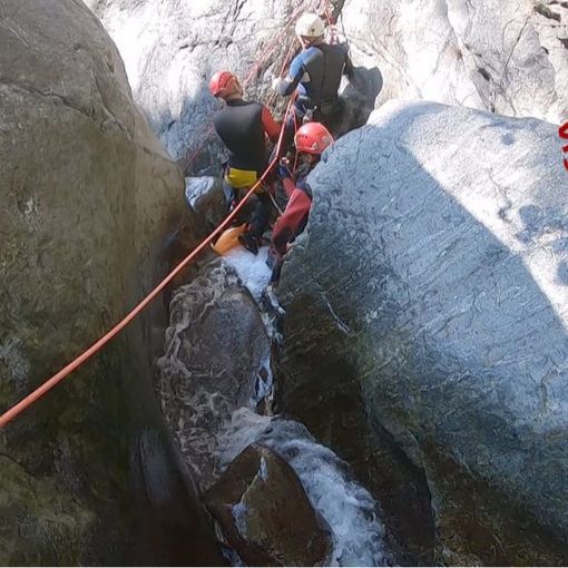 Esercitazione fluviale per i vigili del fuoco del Vco