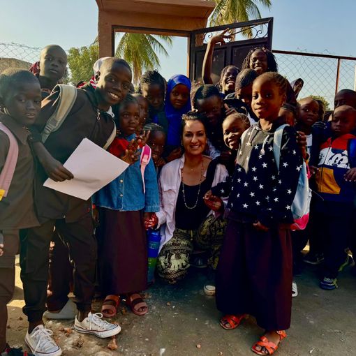 Torna la cena del “Regalo riciclato in maschera” per aiutare la scuola in Senegal