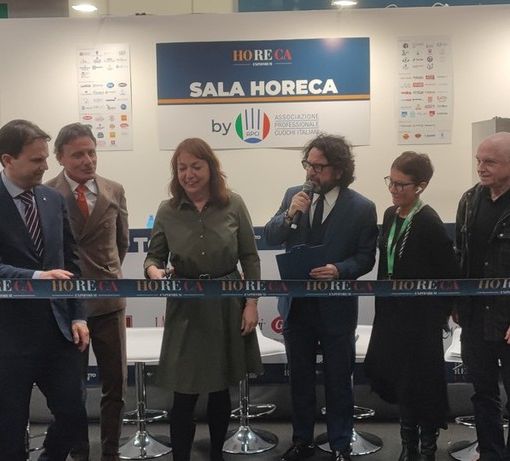 Horeca Expoforum a Lingotto Fiere, il salone sulla ristorazione professionale tra TikTok, robot camerieri e cioccolatini al persico   VIDEO