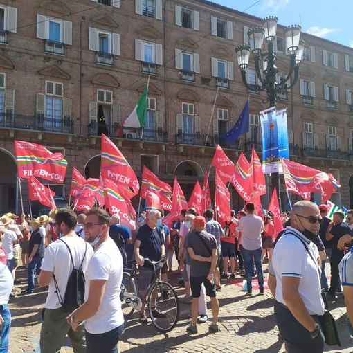 I sindacati: “Da esternalizzazione servizi elettricità, gas e acqua rischi altissimi”