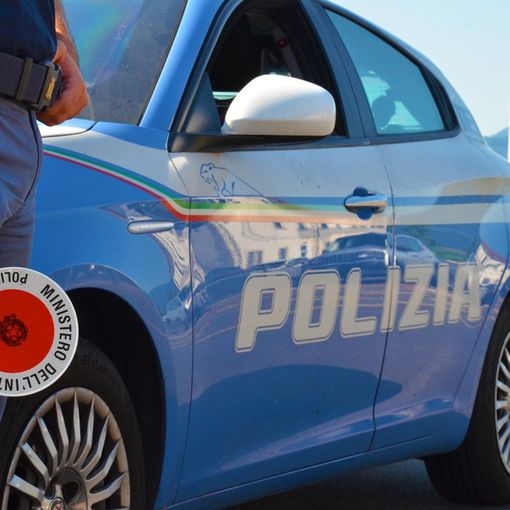 Sorpreso alla guida di un'auto con la patente sospesa, multa da 2000 euro