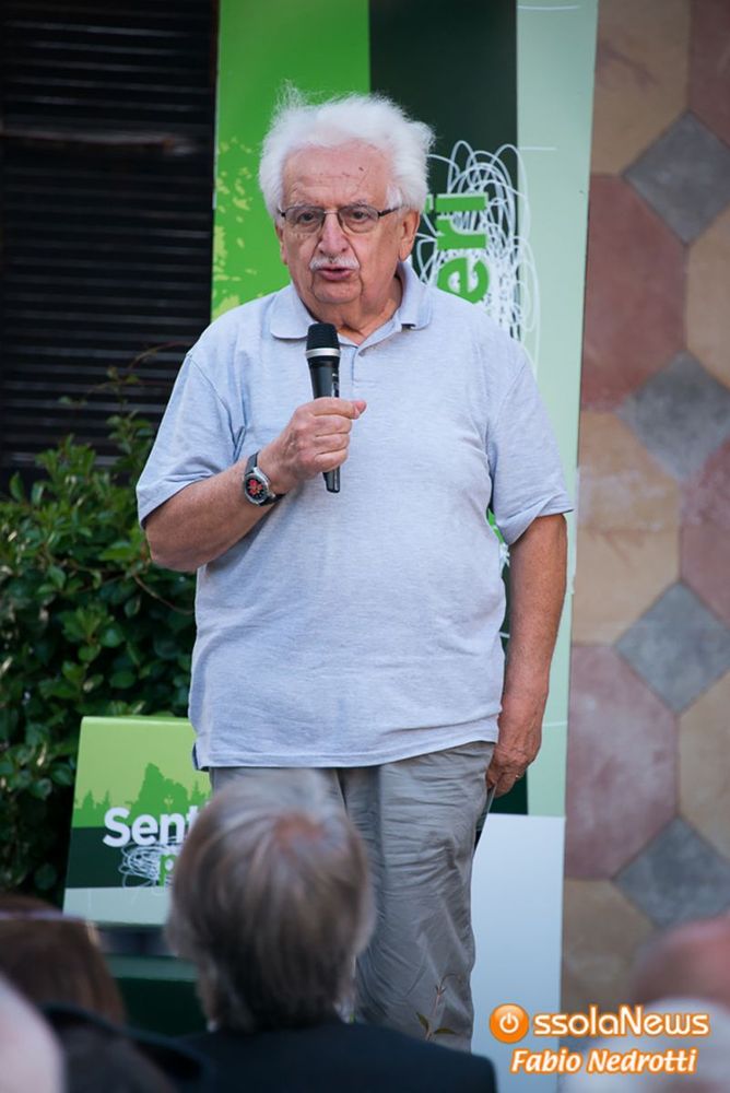 Bruno Gambarotta ricorda Mazzi: “Io perdo un amico, la Val Vigezzo il suo cantore” Bruno Gambarotta ricorda Mazzi: “Io perdo un amico, la Val Vigezzo il suo cantore”