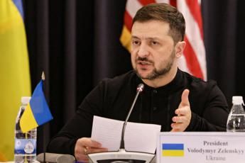 Ucraina, Zelensky: &quot;Truppe occidentali per costringere Russia a pace&quot;