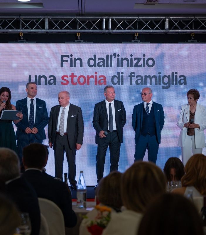 Domenica sera si è svolta la grande festa di Prestofresco per festeggiare i 20 anni del marchio (VIDEO)