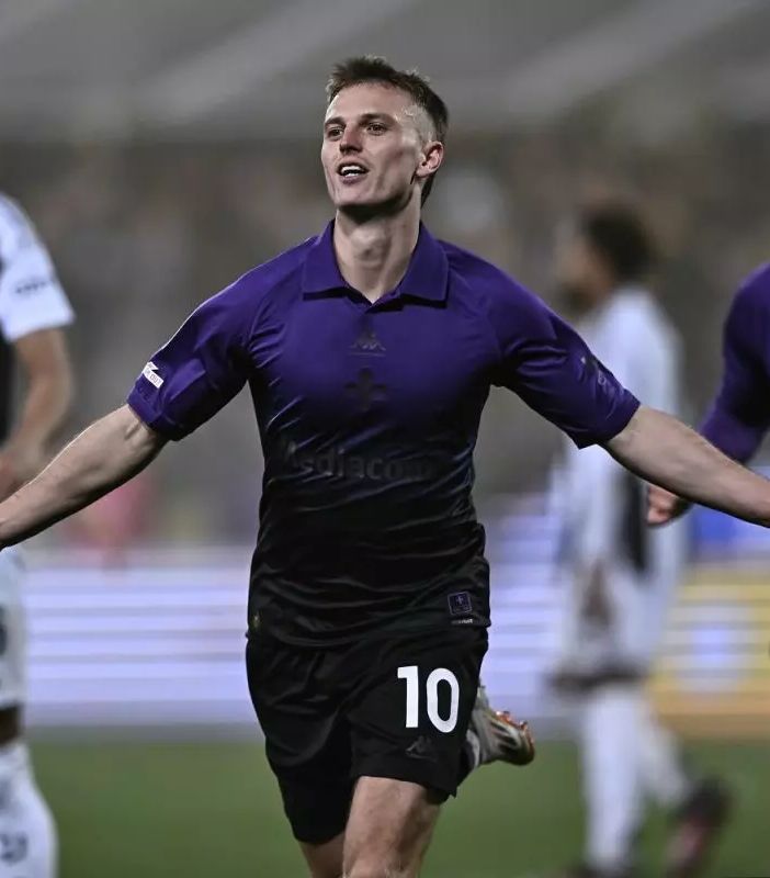 Giornata viola per la Juve, vince la Fiorentina 3-0