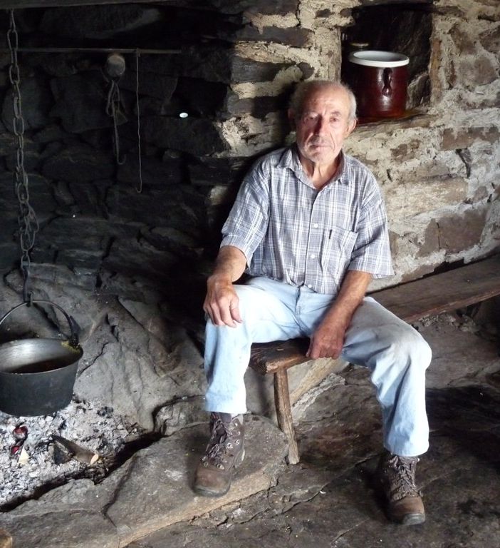 'Vicende d’Anzasca: il sale della fatica' in un libro di Sonzogni le memorie della valle
