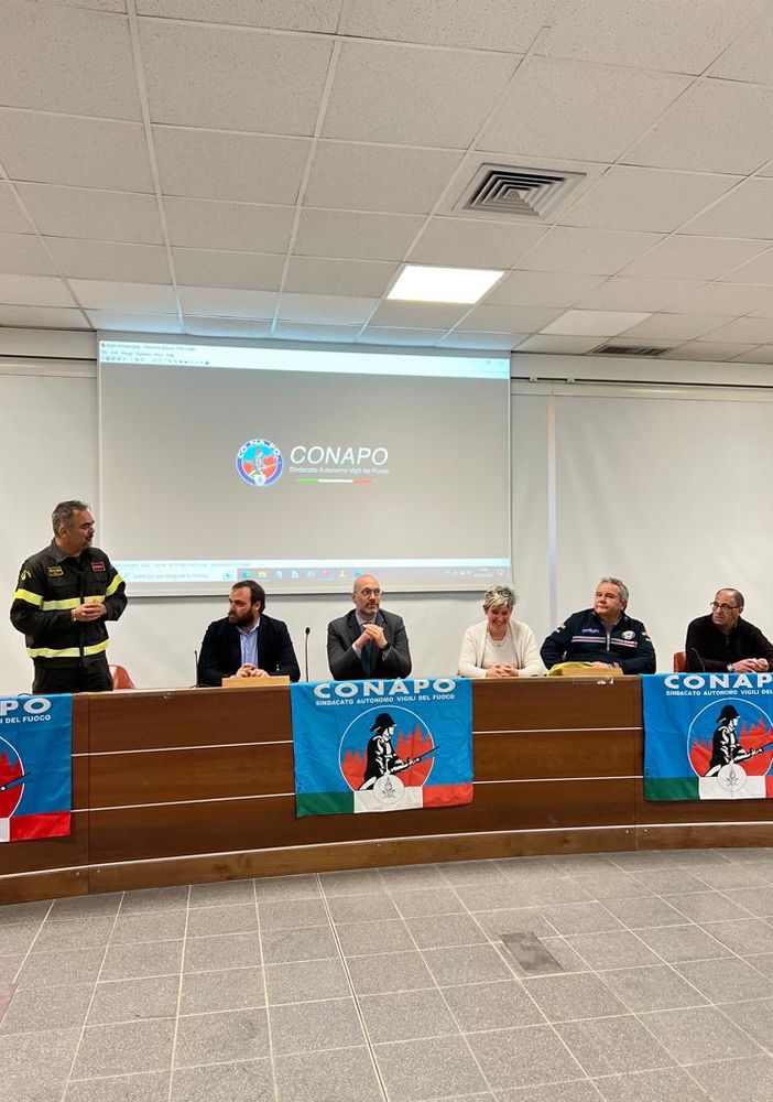 Panza (Lega): &quot;Bene l'arrivo della barca antincendio per il Lago Maggiore&quot;