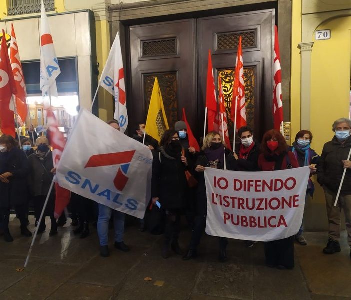Legge di Bilancio, la protesta dei sindacati : “Scarsi investimenti sulla scuola: sciopero imminente”