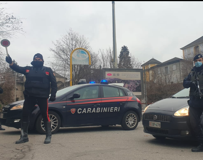 Atti osceni e molestie al parco del Calvario: 30enne denunciato dai carabinieri