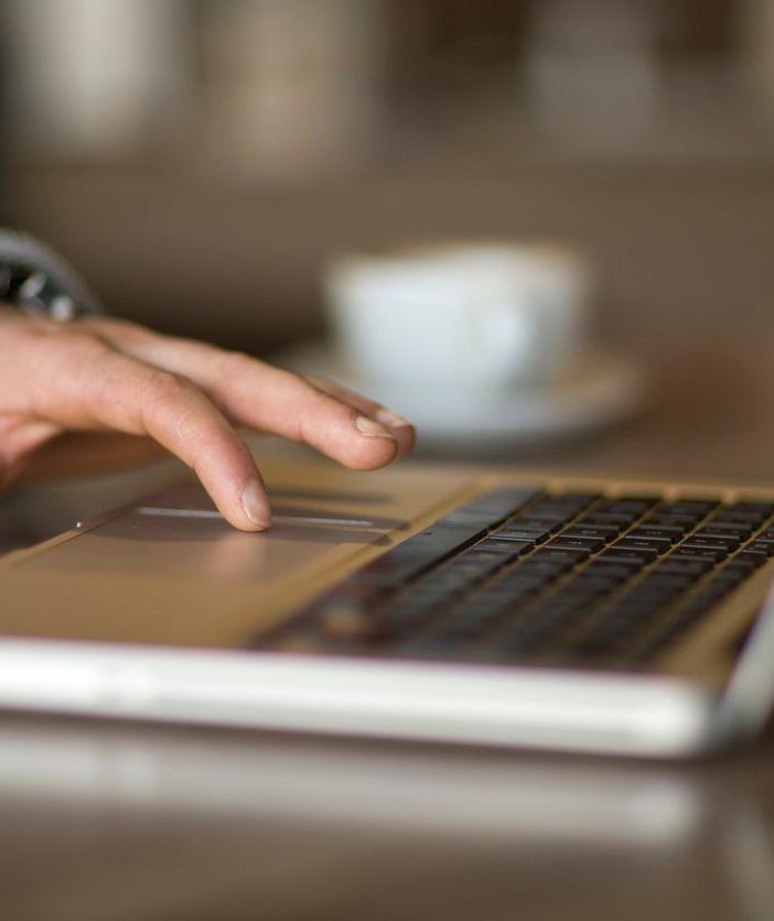 Cresce in Svizzera la discriminazione razziale, specie sul web