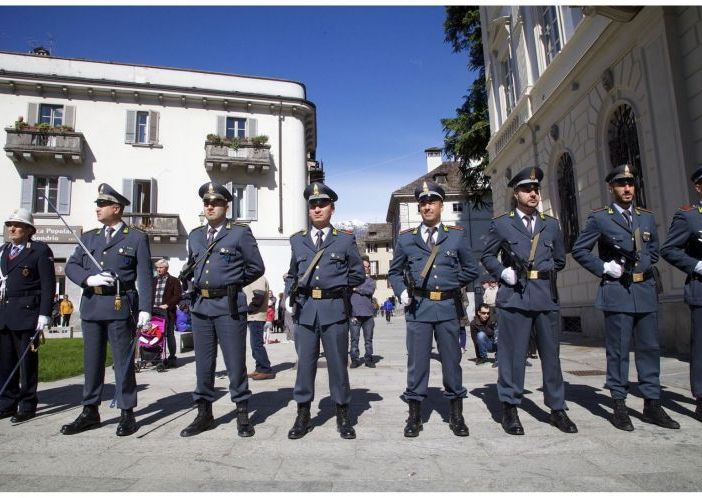 La Guardia di Finanza cerca 66 allievi ufficiali