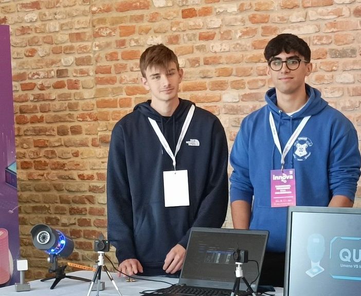 Un diciottenne novarese applica l’Intelligenza Artificiale alla diagnosi precoce del Parkinson