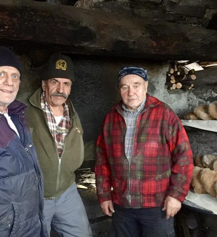 Pane nero al forno di Under Tannu - Pecetto di sotto