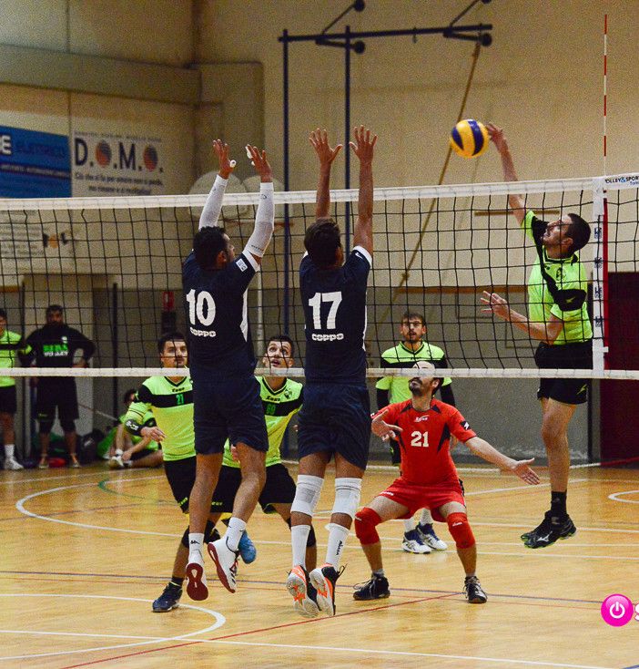 Volley: Studio Immobiliare VCO Domo campione d'Inverno