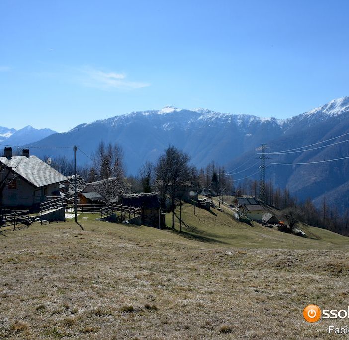 Allo Yolki Palki un incontro con gli Amici dei sentieri della Valle Bognanco