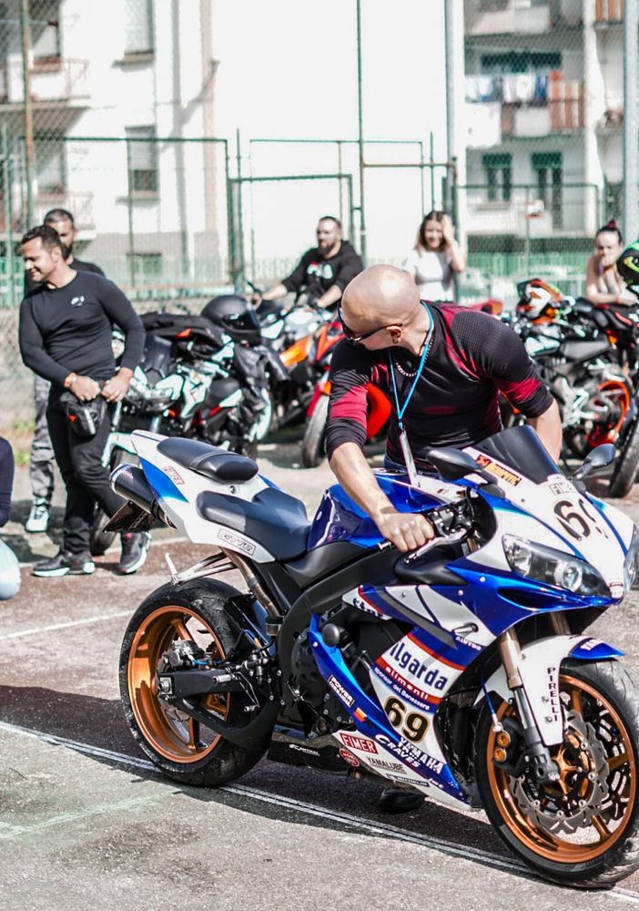 Al Curotti festa biker con 'One Thousand bike'