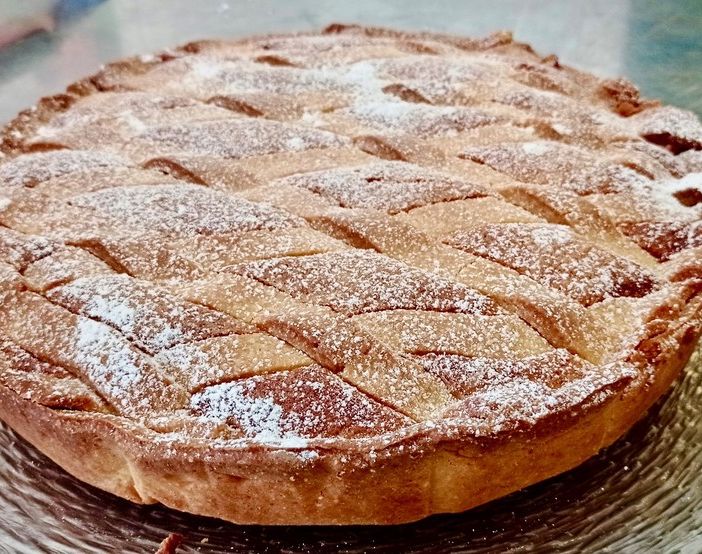 Torta frangipane, ricetta golosa e profumata ideale per accompagnare una buona tazza di tè
