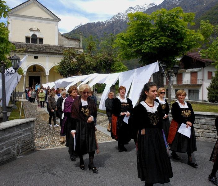 Bannio, festa solenne dei Santitt per i 400 anni della Milizia