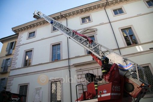 Panza a Roma per chiedere che l’autoscala dei Vigili del fuoco torni a Domo