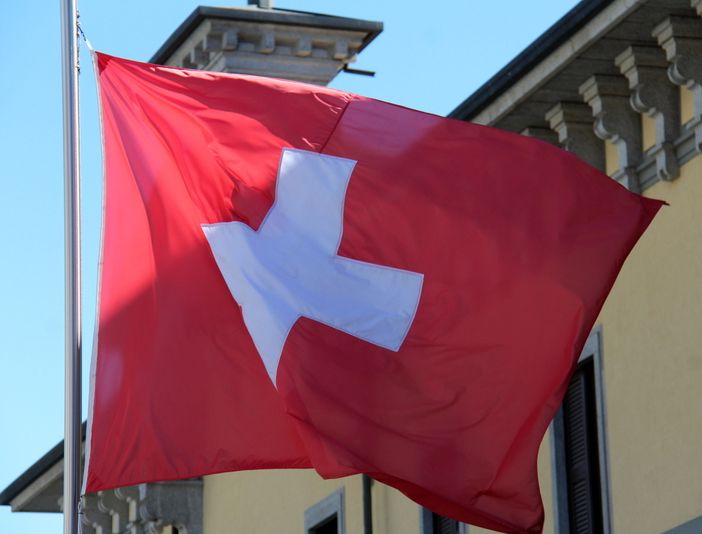 Svizzera, oggi si vota sui matrimoni omosessuali