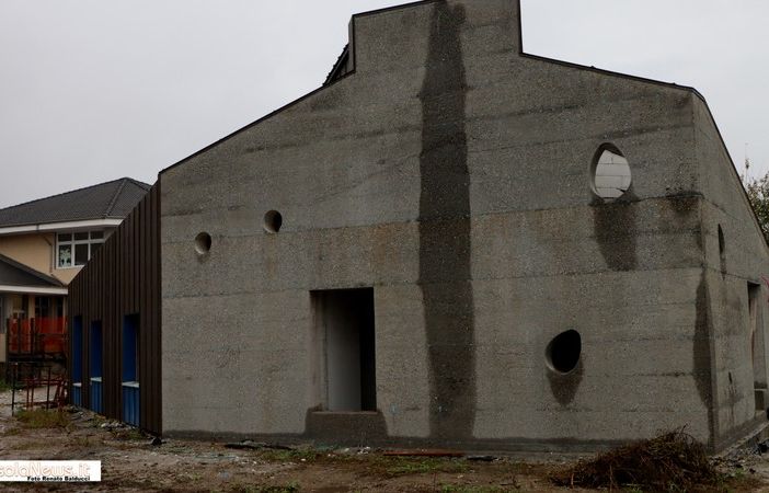 Il nuovo asilo di Beura in costruzione