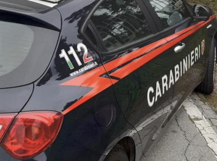 Controlli fine settimana: denunciati due giovani per porto di oggetti pericolosi