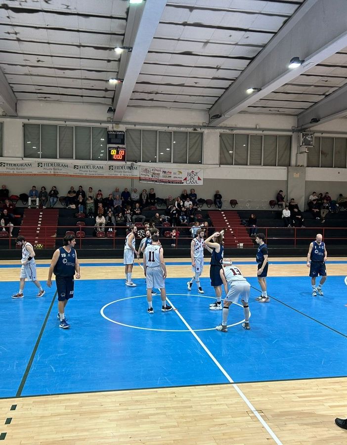 Basket, Findomo Pediacooph24 strappa la vittoria a Borgoticino