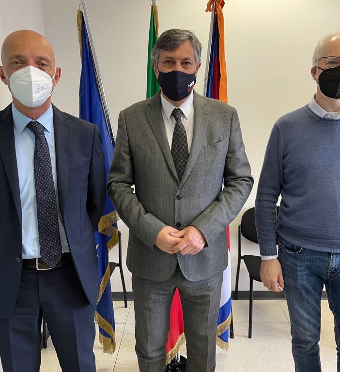 Rinnovato l’accordo con i farmacisti anche  per la somministrazione dei vaccini a vettore mRna virale