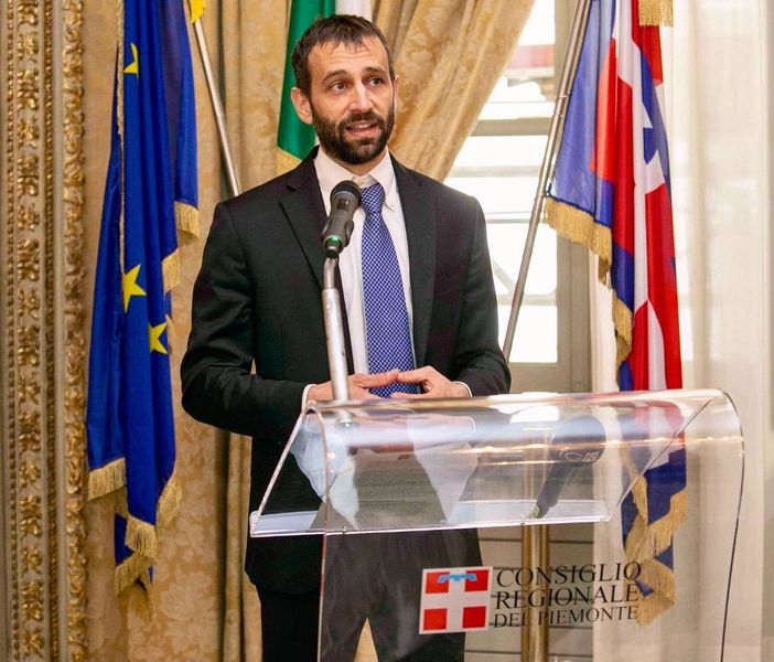 Regione, Valle punzecchia Cirio: “Si ricandida o no? Non decide lui, la scelta la farà Roma”